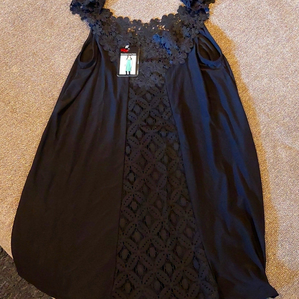 Sleeveless Lace Tunic